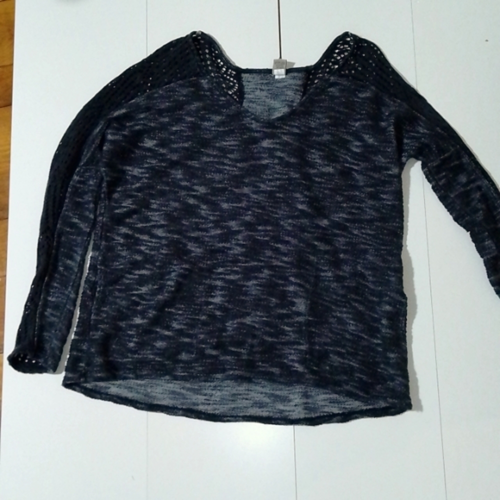 Oversize xcvi women small knit top with detailing on arm  and back